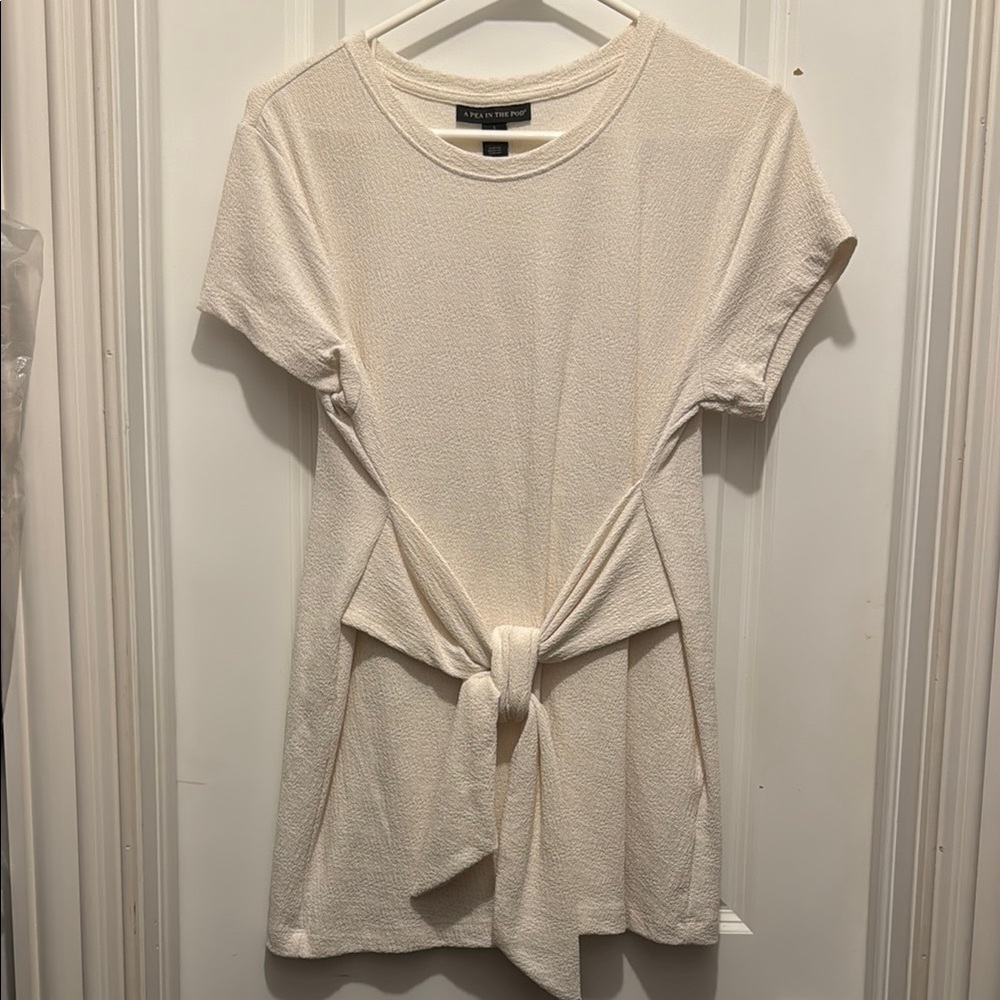 A Pea in the Pod Cream Tie-Front Maternity Short Sleeve Tee